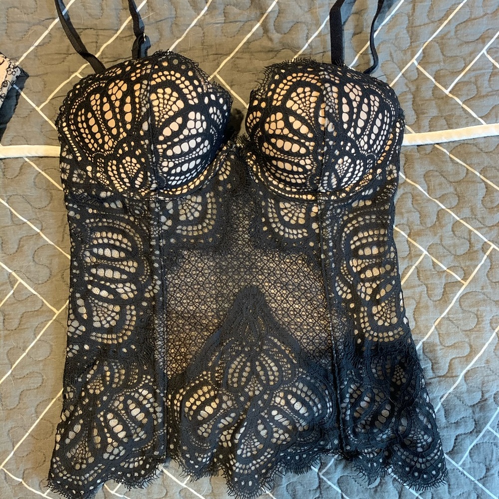 Victoria’s Secret Push-up Bustier